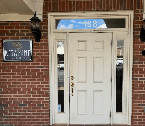 Clinic entrance at 138 Milestone Way